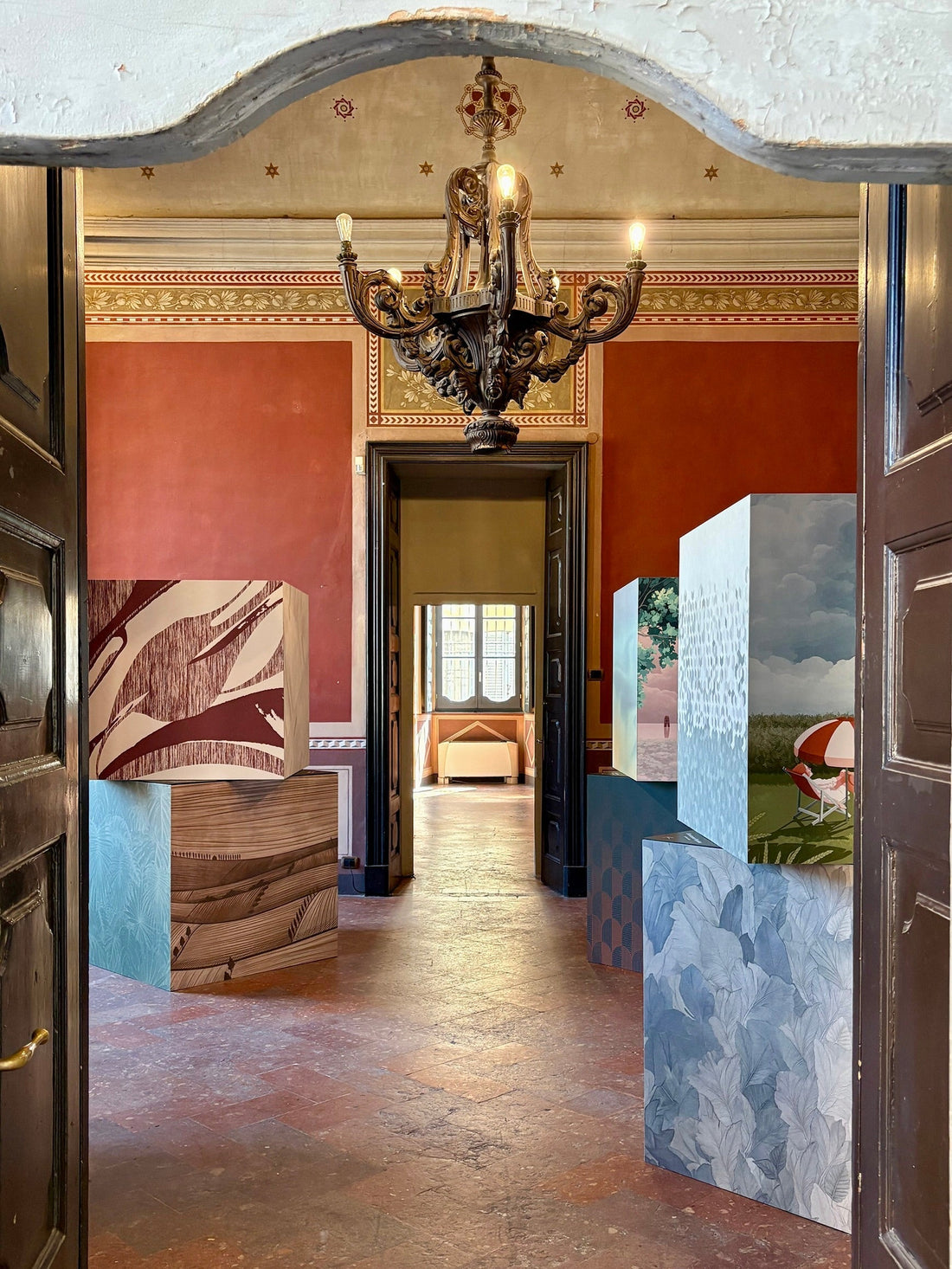 Non il solito Fuorisalone: Wallpaper in Villa per la Milano Design Week 2025