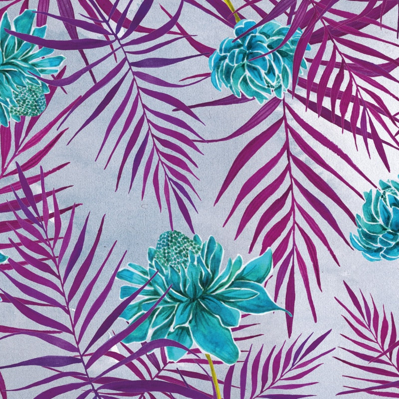 Non-woven wallpaper design Violet Blooming to personalize your interiors